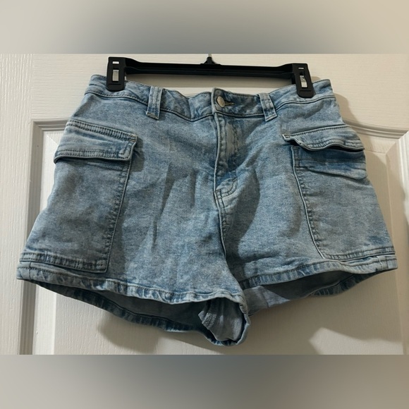 Vanilla Star Denim Blue Women's Shorts Vanilla Star Denim Cargo Pockets - Picture 1 of 3
